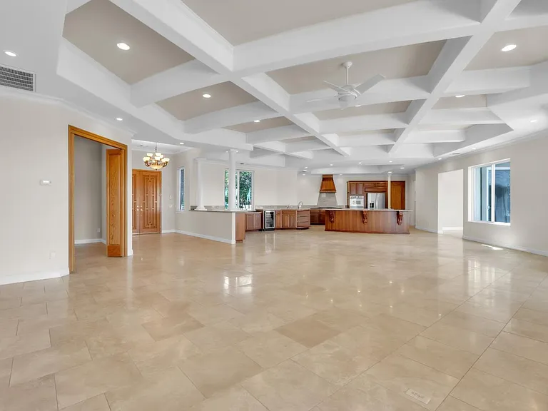 5237 Sunridge Dr — Photo 9