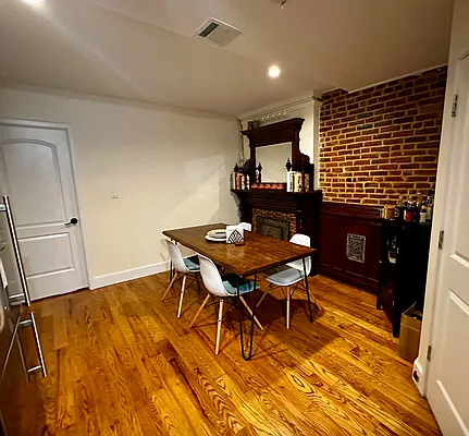 Rented by Corcoran | media 23