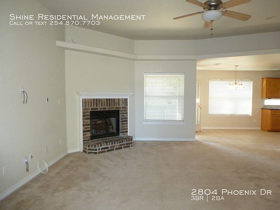 3rd image of 2804 Phoenix Dr