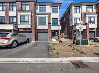 1344 Bradenton Path, Oshawa, ON L1K1A9