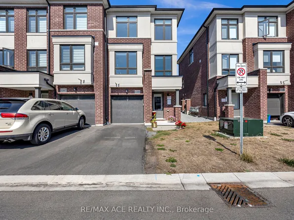 1344 Bradenton Path, Oshawa, ON L1K 1A9