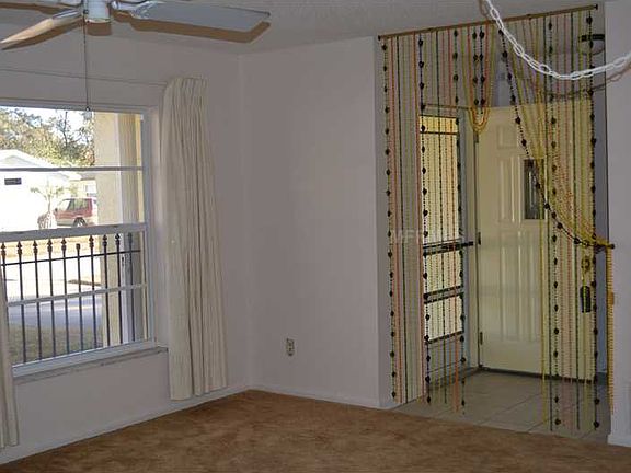 2nd image of 3082 Riverbrook Dr
