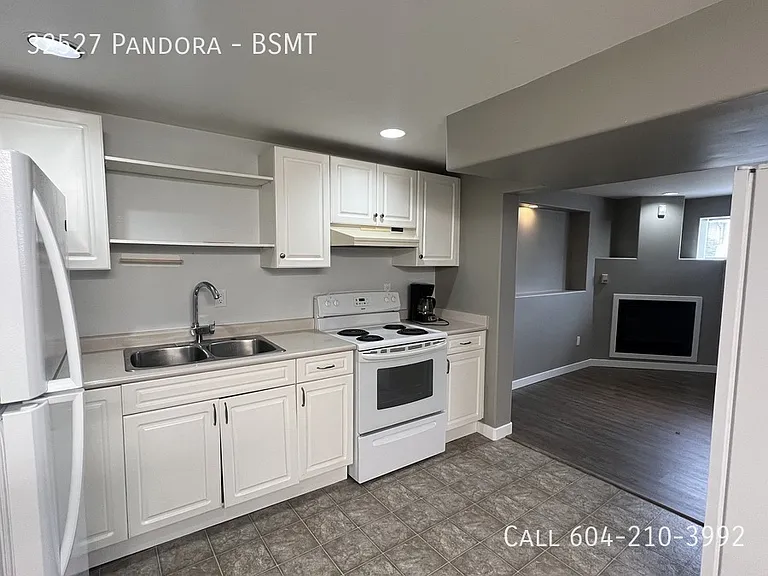 32527 Pandora Ave #BASEMENT — Photo 2