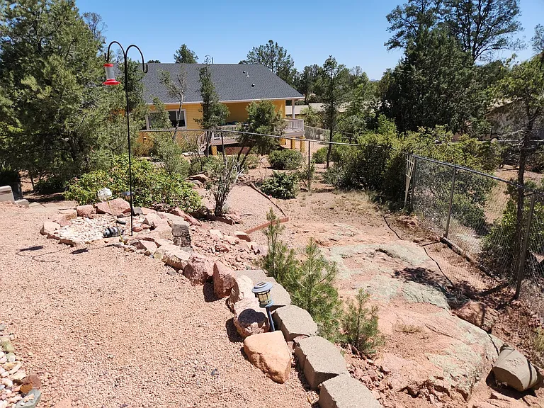 600 N Spruce Cir — Photo 20