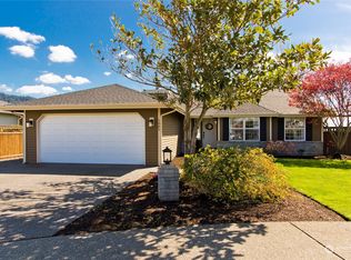 1002 Olsen Pl, Enumclaw, WA 98022