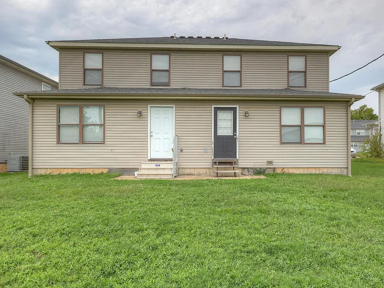 713 S Walker St #A — Photo 20