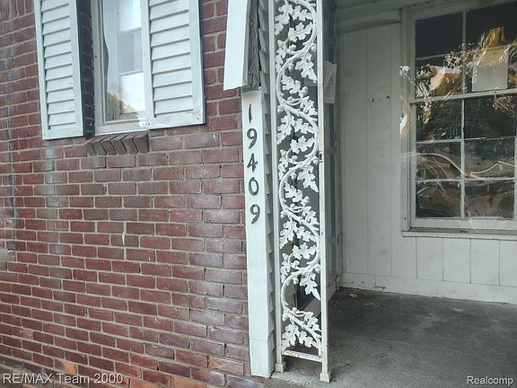 3rd image of 19409 Goulburn St