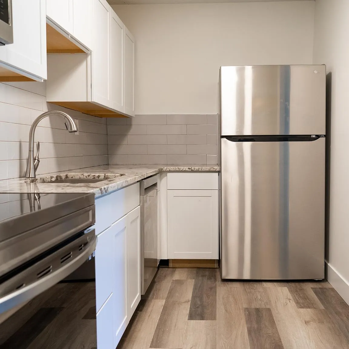 2 bed, 1008 sqft, $1,225 — Photo 4