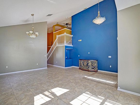 3rd image of 2821 Moultrie Creek Dr