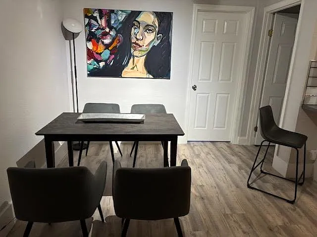 2 bed, $5,000 — Photo 2