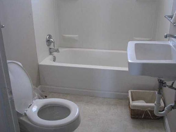 2.5 bahtrooms