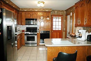 4th image of 110 Bullock Dr