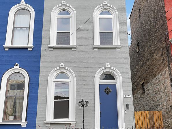 1028 Dayton St