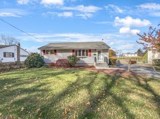 22 Green Rd, Mine Hill Twp., NJ 07803