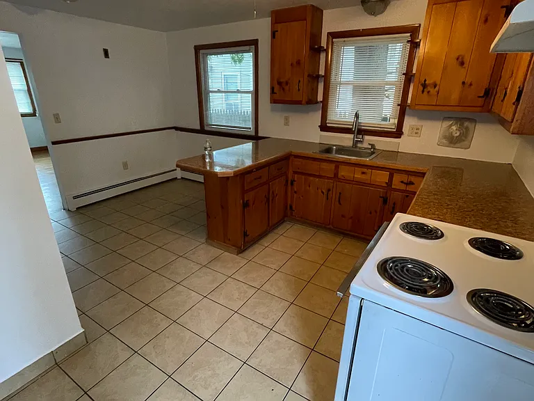 36-38 Bidwell Ave #2 — Photo 2