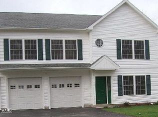 593 Evers St, Bridgeport, CT 06610