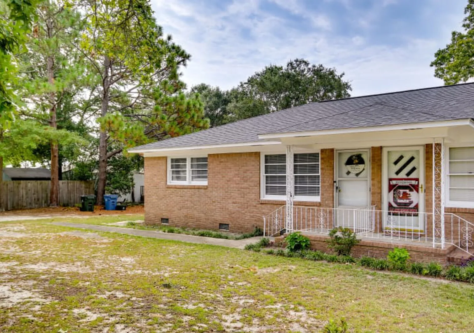 Carroll Drive Cottage — Photo 4