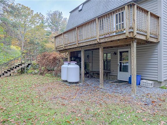 3rd image of 210A Plainfield Pike