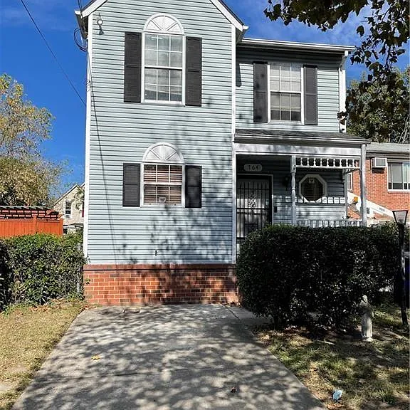764 B Ave — Photo 1