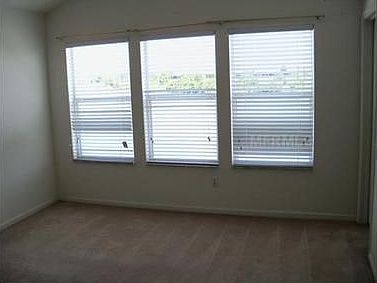 5th image of 6081 Twain St
