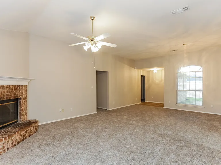 7501 Fossil Garden Dr — Photo 3