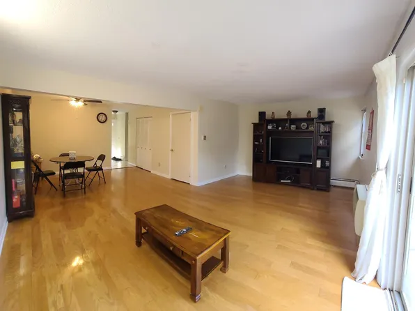 123 Sheraton Lane #123, Norwich, CT 06360