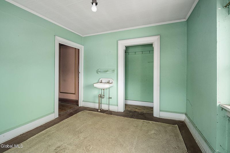 44th image of 93 Ten Broeck Street