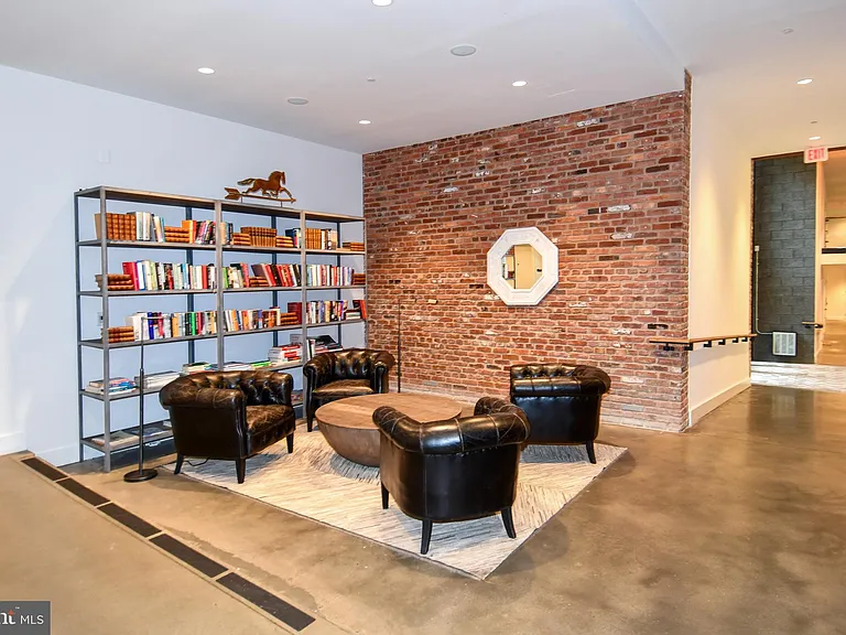 57 N St NW #301 — Photo 33