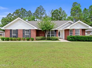 1621 Lori Dr, Ocean Springs, MS 39564