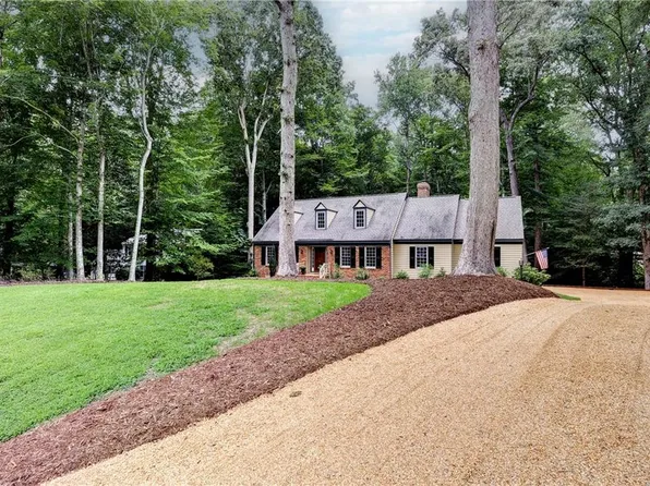 102 Whitehall Ct, Williamsburg, VA 23188