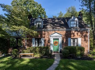 3386 Crestview Dr, Bethel Park, PA 15102
