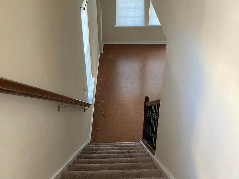 Let's go downstairs!