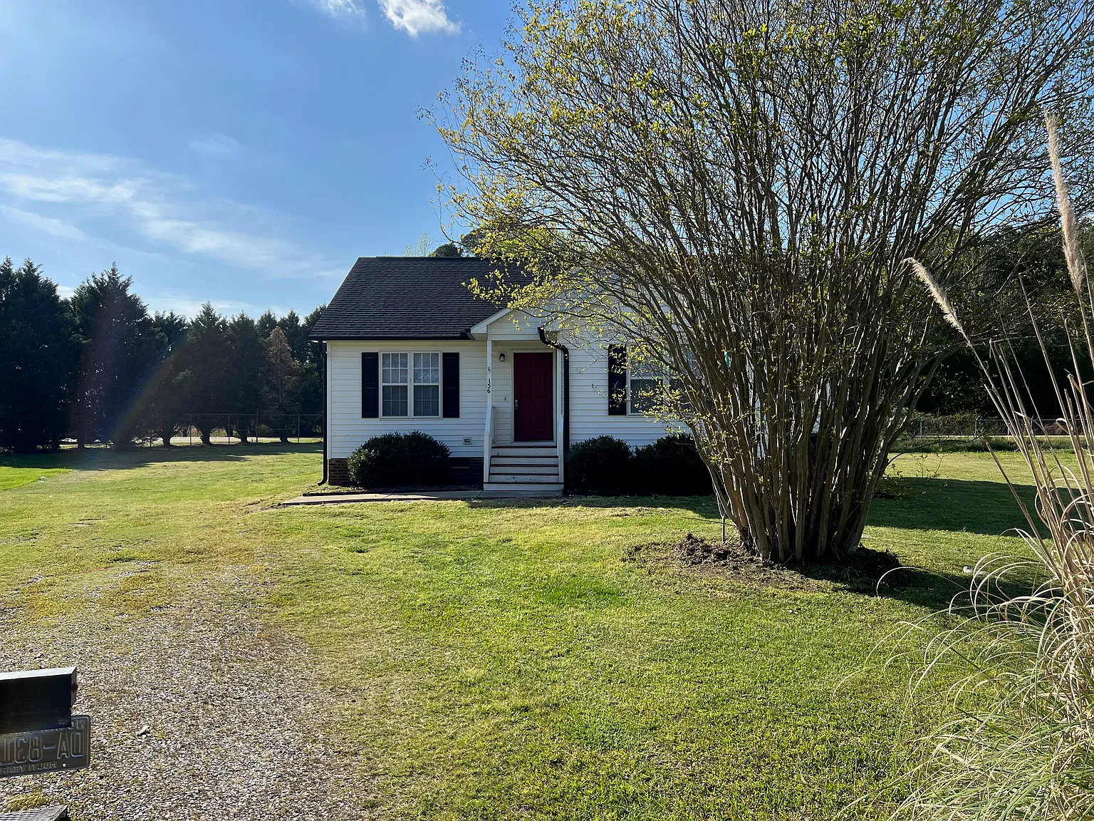 3 bed, 1197 sqft, $1,650 — Photo 2