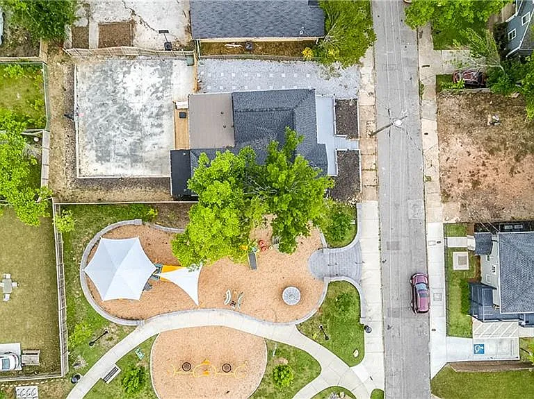 620 Echo St NW — Photo 42