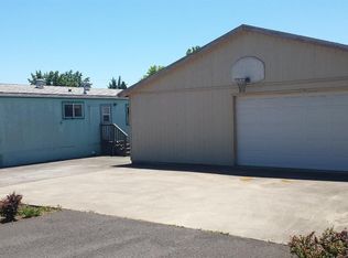 7595 Gladstone Ave, White City, OR 97503