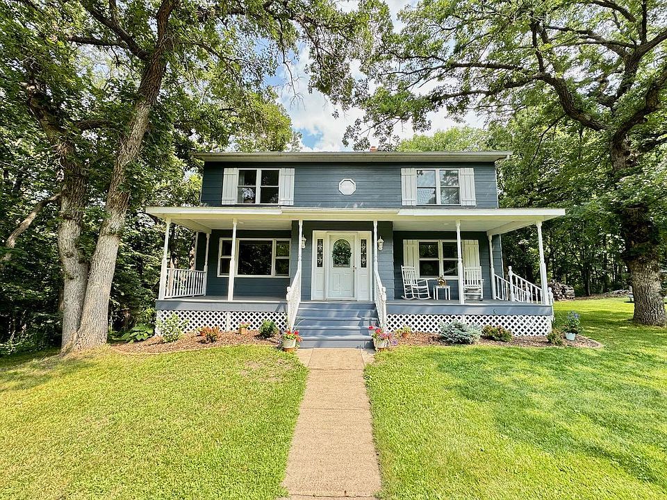 1st image of 23752 Canterbury Ln