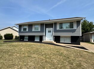 2620 E Guadalupe Cir, East Chicago, IN 46312