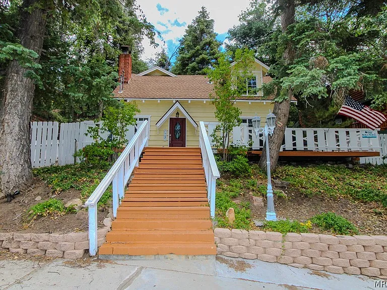 43428 Bow Canyon Rd — Photo 1