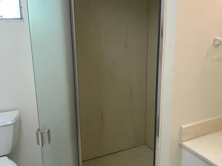 Top floor bathroom