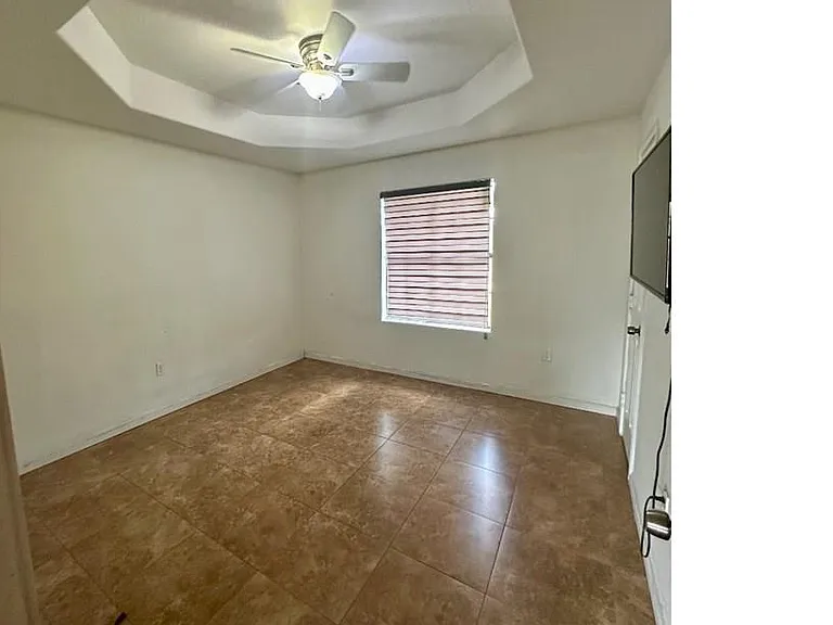 3101 Resaca Vista Dr — Photo 7