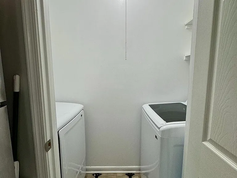 13203 Hampshire Ct — Photo 15