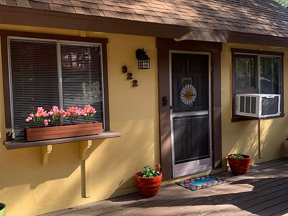 4th image of 922 Berne Dr