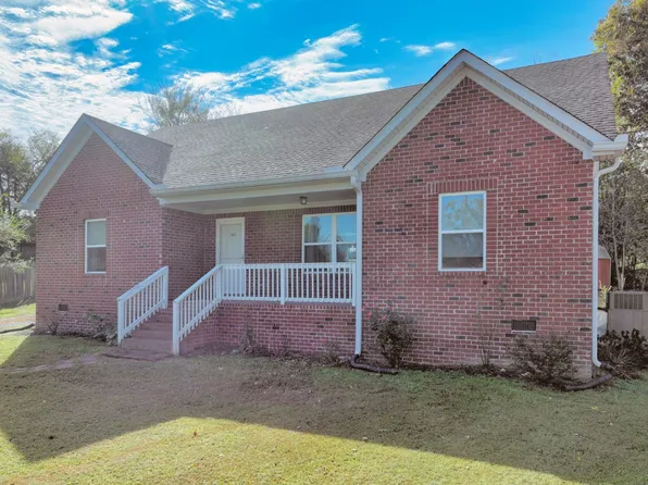 103 Jollie Ln, Westmoreland, TN 37186