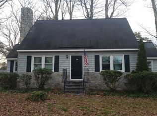 211 Oak Hill Rd, Petersburg, VA 23805