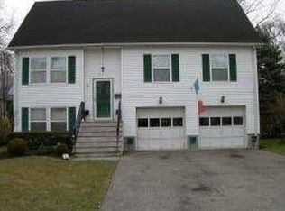 32 Grey Rock Ave, Little Falls, NJ 07424