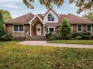 163 Chardonnay Dr, East Quogue, NY 11942