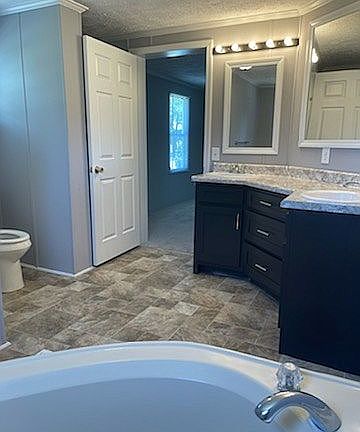 Master bath image.