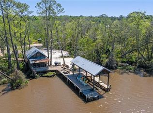 15067 River Rd, Fairhope, AL 36532