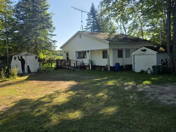 6830 Macey Ln, Alpena, MI 49707