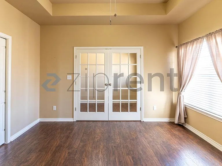 1885 County Road 452 — Photo 18